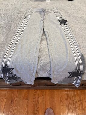 dELiA*s Gray Wide Leg Pants with Black Star Appliqués